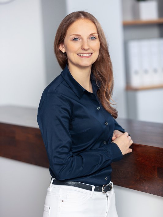 Dr. Christine Ebnet